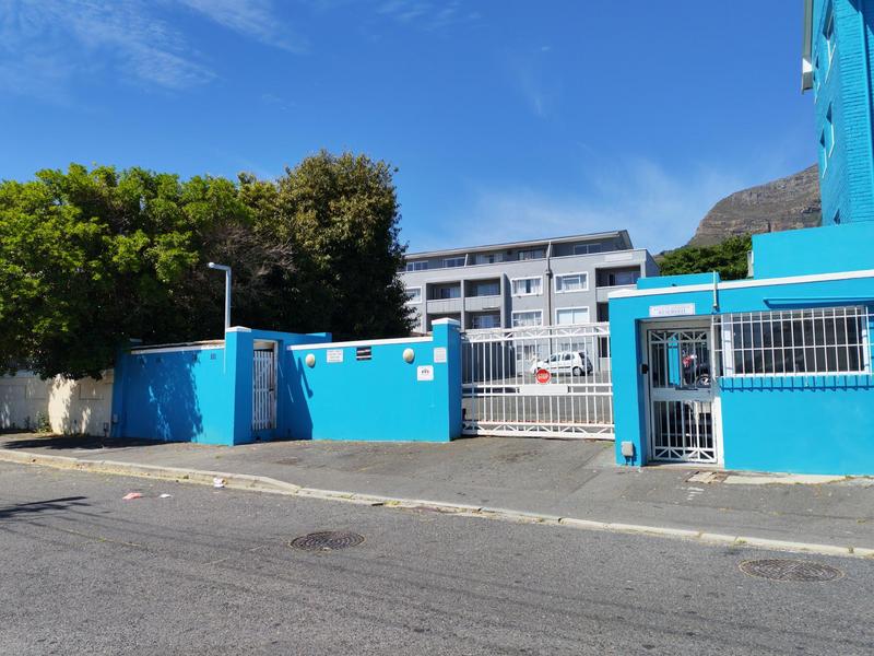 To Let 2 Bedroom Property for Rent in Woodstock Upper Western Cape